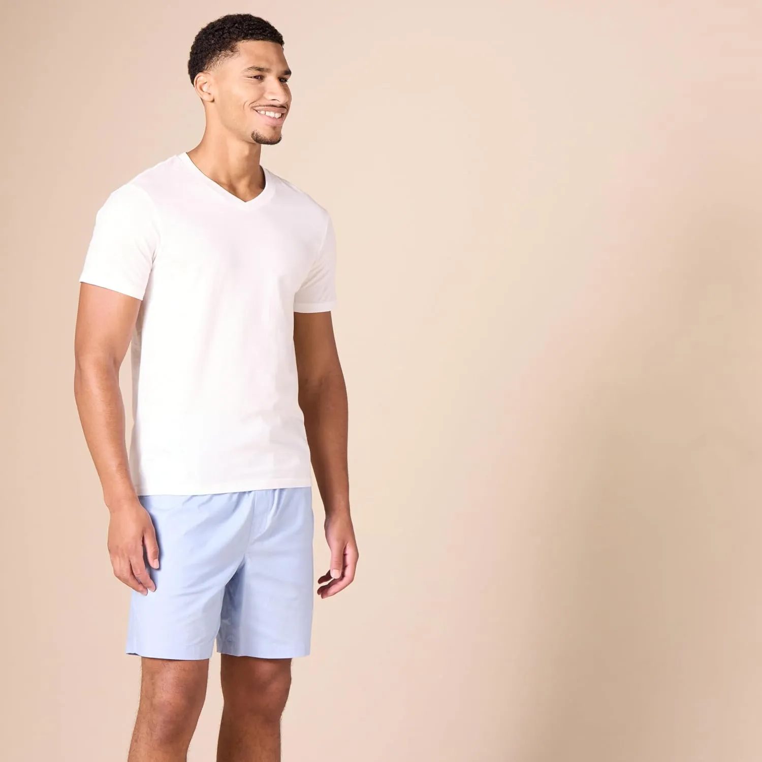 Amazon Essentials Men's V-Neck Undershirt, Breathable, Cotton, Pack of 6