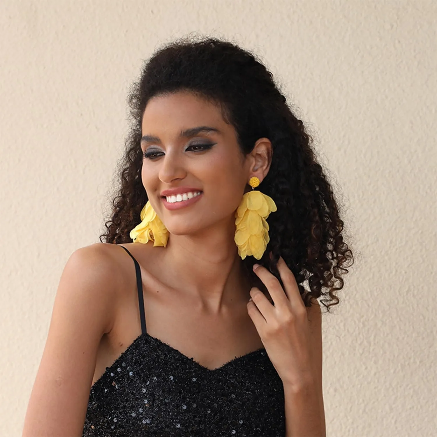 Colorful Exaggerated Cloth Fabric Yarn Flower Bead Tassel Drop Earrings for Women Teen Jewelry